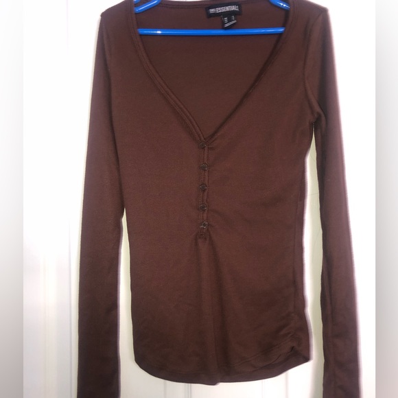 Brown V-Neck Long-sleeve With Buttons - Picture 1 of 4